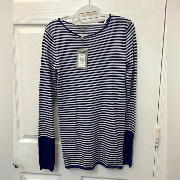 ! Nwt neiman marcus white and blue striped  cashmere sweater - Picture 1 of 6